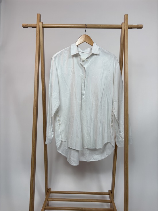 Anthropologie Tops - PF-1497 Anthropologie White Button Down Top